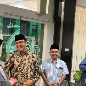 Anies Baswedan Silaturahmi Ke Pondok Pesantren Darul Ulum