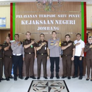 Jalin Silaturahmi dan Sinergitas, Kapolres Kunjungi Kajari Jombang