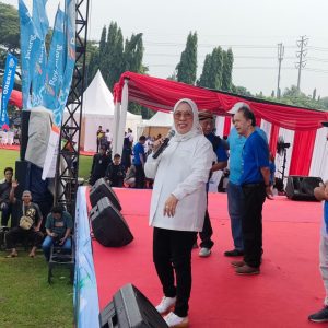 Srikandi Peduli Dr. Hj Eko Suwarni SH.MH.Turut Melepas Pemudik Gratis Asal Jawa Tengah.